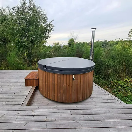 With Wilderness Bath *